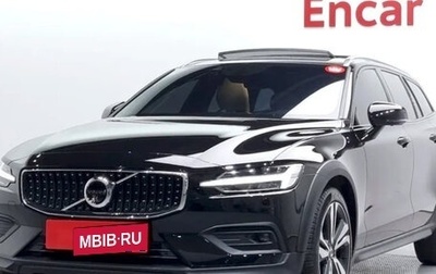 Volvo V60 Cross Country II, 2021 год, 3 851 999 рублей, 1 фотография