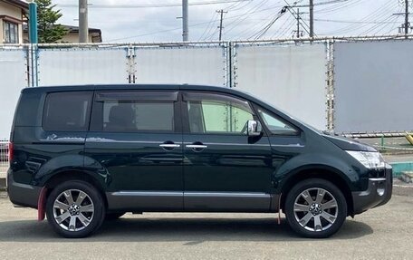 Mitsubishi Delica D:5 I, 2018 год, 1 994 000 рублей, 5 фотография