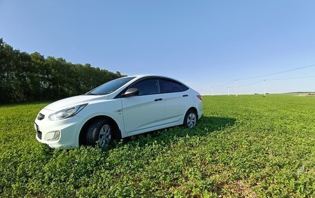 Hyundai Solaris II рестайлинг, 2014 год, 606 000 рублей, 6 фотография