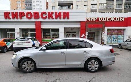 Volkswagen Jetta VI, 2013 год, 700 000 рублей, 4 фотография