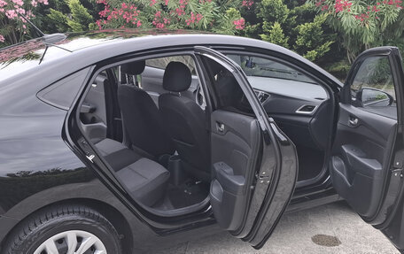 Hyundai Solaris II рестайлинг, 2021 год, 1 780 000 рублей, 9 фотография