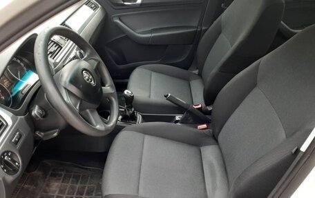 Skoda Rapid I, 2017 год, 815 000 рублей, 12 фотография