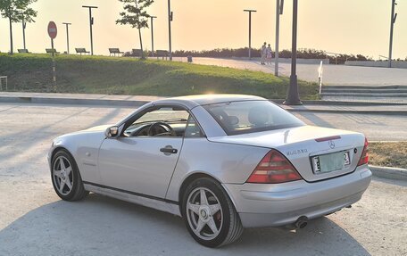 Mercedes-Benz SLK-Класс, 1998 год, 750 000 рублей, 17 фотография