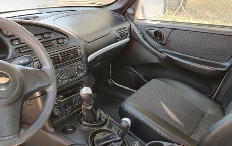 Chevrolet Niva I рестайлинг, 2012 год, 598 000 рублей, 5 фотография