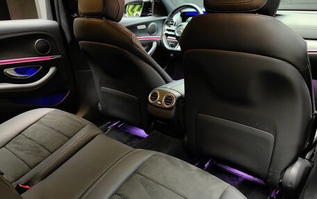 Mercedes-Benz E-Класс, 2020 год, 4 600 000 рублей, 24 фотография
