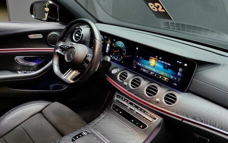 Mercedes-Benz E-Класс, 2020 год, 4 600 000 рублей, 28 фотография