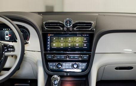 Bentley Bentayga I, 2025 год, 34 500 000 рублей, 18 фотография