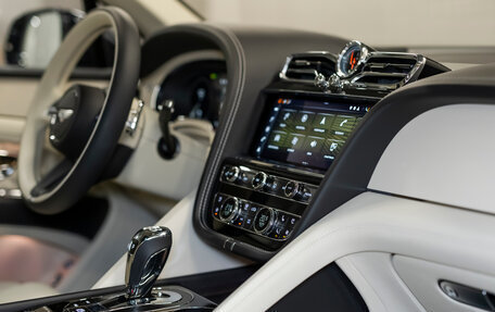 Bentley Bentayga I, 2025 год, 34 500 000 рублей, 23 фотография