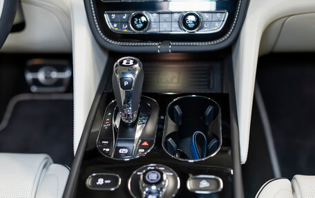 Bentley Bentayga I, 2025 год, 34 500 000 рублей, 19 фотография