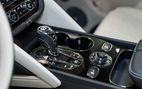 Bentley Bentayga I, 2025 год, 34 500 000 рублей, 17 фотография
