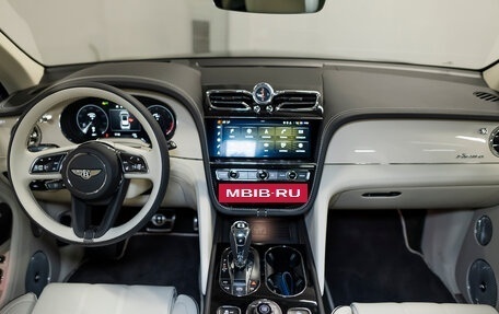 Bentley Bentayga I, 2025 год, 34 500 000 рублей, 20 фотография