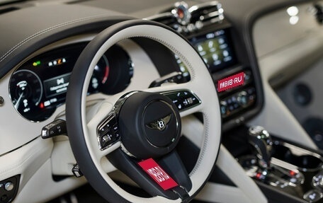 Bentley Bentayga I, 2025 год, 34 500 000 рублей, 14 фотография