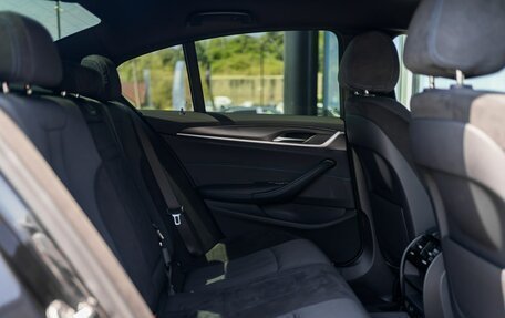 BMW 5 серия, 2021 год, 5 299 000 рублей, 15 фотография
