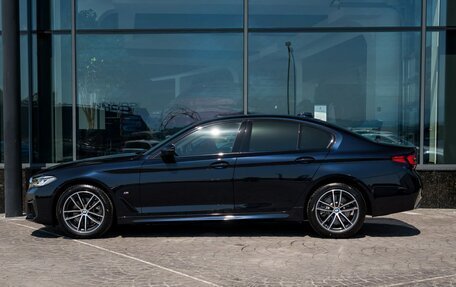 BMW 5 серия, 2021 год, 5 299 000 рублей, 8 фотография