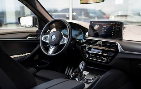 BMW 5 серия, 2021 год, 5 299 000 рублей, 13 фотография