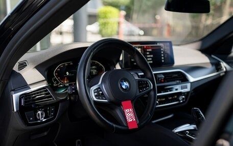 BMW 5 серия, 2021 год, 5 299 000 рублей, 9 фотография