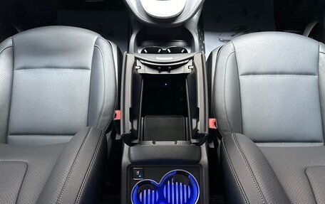 Mercedes-Benz V-Класс, 2021 год, 4 900 100 рублей, 33 фотография