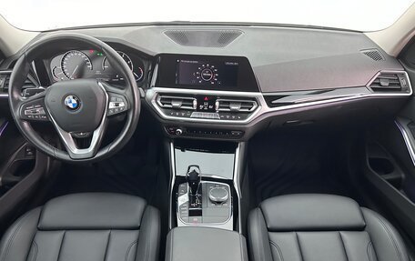 BMW 3 серия, 2020 год, 2 990 000 рублей, 14 фотография
