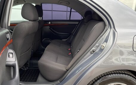 Toyota Avensis III рестайлинг, 2005 год, 797 000 рублей, 15 фотография