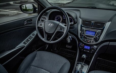 Hyundai Solaris II рестайлинг, 2012 год, 799 000 рублей, 18 фотография