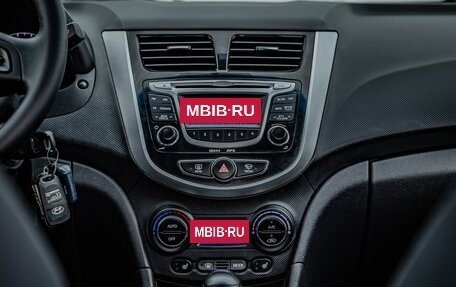 Hyundai Solaris II рестайлинг, 2012 год, 799 000 рублей, 16 фотография