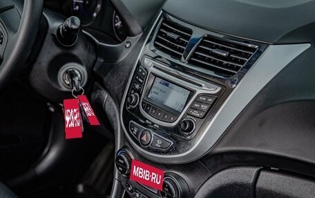Hyundai Solaris II рестайлинг, 2012 год, 799 000 рублей, 20 фотография