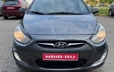 Hyundai Solaris II рестайлинг, 2011 год, 440 000 рублей, 1 фотография