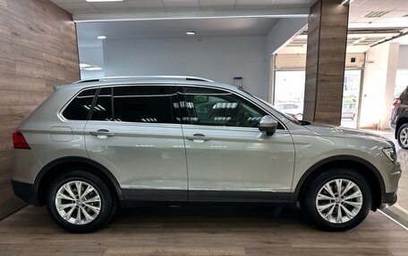 Volkswagen Tiguan II, 2017 год, 2 420 000 рублей, 4 фотография
