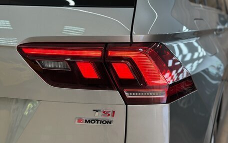 Volkswagen Tiguan II, 2017 год, 2 420 000 рублей, 12 фотография