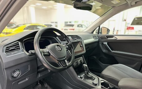 Volkswagen Tiguan II, 2017 год, 2 420 000 рублей, 17 фотография