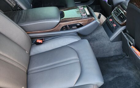 Audi A8, 2013 год, 2 600 000 рублей, 5 фотография