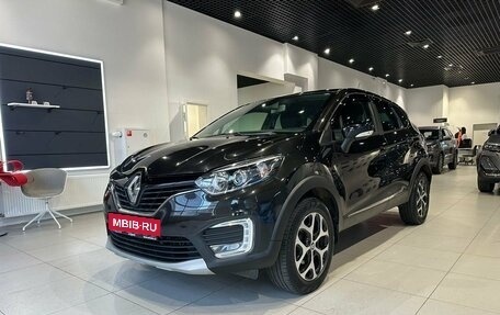 Renault Kaptur I рестайлинг, 2019 год, 1 420 000 рублей, 1 фотография