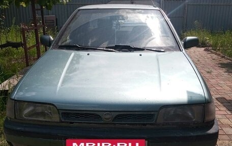 Nissan Sunny N14, 1994 год, 160 000 рублей, 2 фотография