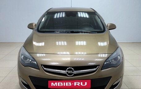 Opel Astra J, 2013 год, 840 000 рублей, 2 фотография