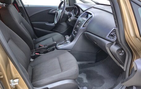 Opel Astra J, 2013 год, 840 000 рублей, 14 фотография