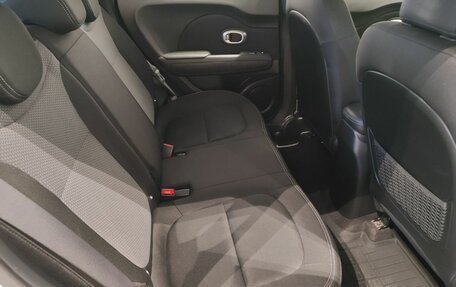 KIA Soul II рестайлинг, 2017 год, 1 259 000 рублей, 11 фотография