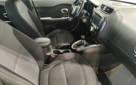 KIA Soul II рестайлинг, 2017 год, 1 259 000 рублей, 9 фотография