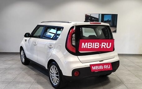 KIA Soul II рестайлинг, 2017 год, 1 259 000 рублей, 7 фотография