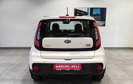 KIA Soul II рестайлинг, 2017 год, 1 259 000 рублей, 6 фотография