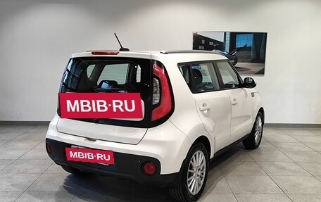 KIA Soul II рестайлинг, 2017 год, 1 259 000 рублей, 5 фотография