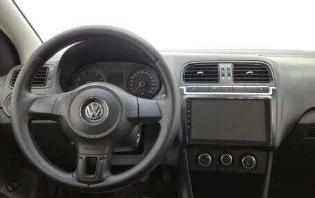 Volkswagen Polo VI (EU Market), 2012 год, 610 000 рублей, 11 фотография