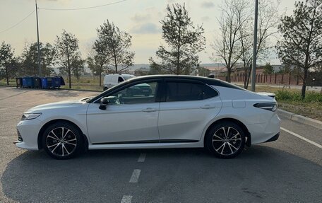 Toyota Camry, 2020 год, 2 800 000 рублей, 7 фотография