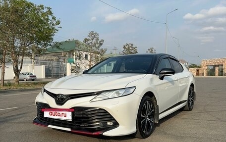 Toyota Camry, 2020 год, 2 800 000 рублей, 9 фотография