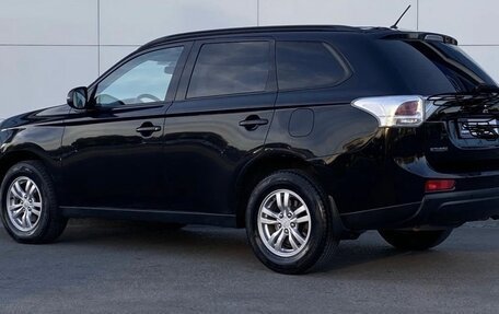 Mitsubishi Outlander III рестайлинг 3, 2012 год, 1 500 000 рублей, 9 фотография