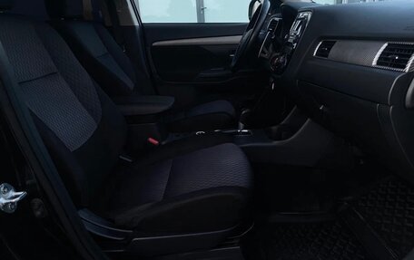 Mitsubishi Outlander III рестайлинг 3, 2012 год, 1 500 000 рублей, 16 фотография