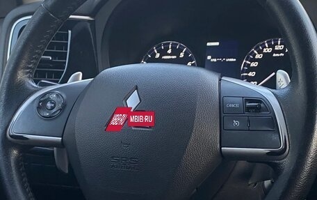 Mitsubishi Outlander III рестайлинг 3, 2012 год, 1 500 000 рублей, 14 фотография