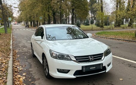 Honda Accord IX рестайлинг, 2013 год, 1 400 000 рублей, 7 фотография