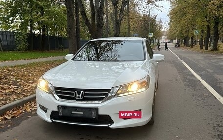 Honda Accord IX рестайлинг, 2013 год, 1 400 000 рублей, 2 фотография