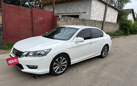 Honda Accord IX рестайлинг, 2013 год, 1 400 000 рублей, 10 фотография