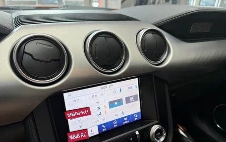 Ford Mustang VI рестайлинг, 2021 год, 2 780 521 рублей, 25 фотография